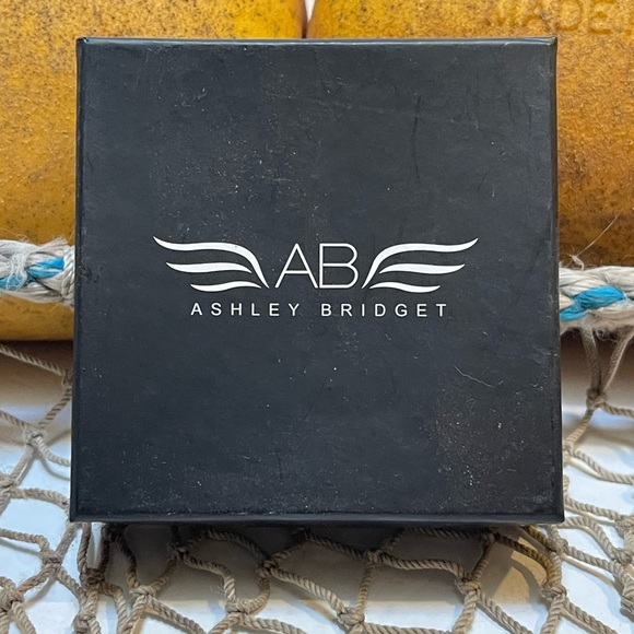 New Ashley Bridget Hunger Games Mocking Jay Bird Braided Bracelet Arrow Bracelet - Picture 3 of 3